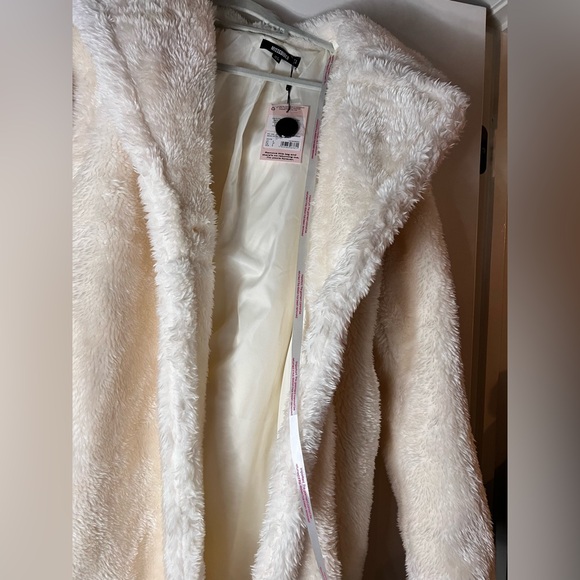 White Borg Teddy Seam Detail Longline Coat - Picture 4 of 6